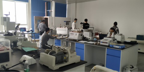 助力復工復產(chǎn)，國家鞋檢中心為制鞋企業(yè)提供精準檢測服務